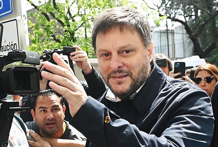 Imagen de Leandro Santoro se bajó del balotaje en la ciudad de Buenos Aires y Macri será el jefe de Gobierno