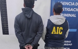 Juan M., de 40 a&ntilde;os, se entreg&oacute; este jueves en la sede de la Agencia de Investigaci&oacute;n Criminal (AIC).
