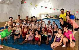 Imagen de Alvear: Se realiz&oacute; la �hora de nado� en el Polideportivo