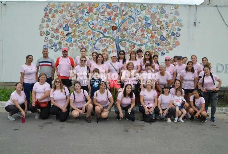 Imagen de Alvear: Caminata rosa por el cáncer de mama