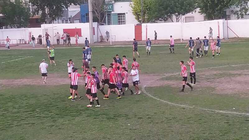 Imagen de A.S.A.C. cay&oacute; 3 a 1 contra Riberas en la ida de los Cuartos de Final