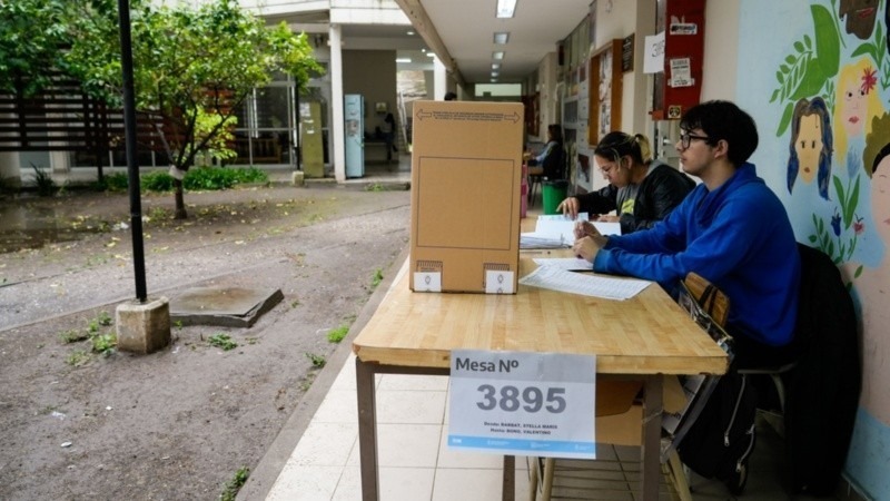El domingo 19 se vota y el lunes 20 ser&aacute; feriado. (Ana Isla/Rosario3)