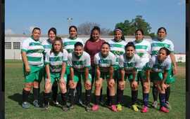 Imagen de 1era Divisi&oacute;n: Las chicas de Amigos de la Estaci&oacute;n y San Lorenzo, igualaron 0-0 por la Semifinal de Ida de Copa de Oro.