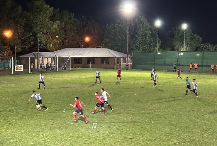 Imagen de Talleres visita la "Estancia Verde" en búsqueda de las semifinales