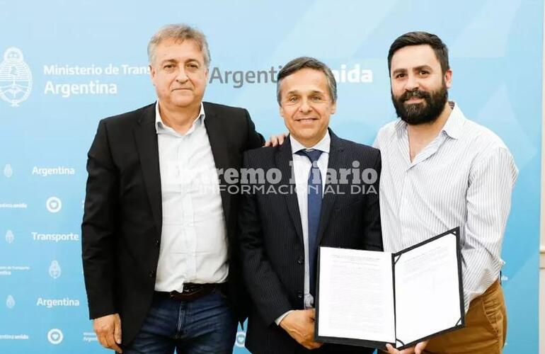 Imagen de La Municipalidad firmó un convenio para la llegada de las paradas seguras a Arroyo Seco