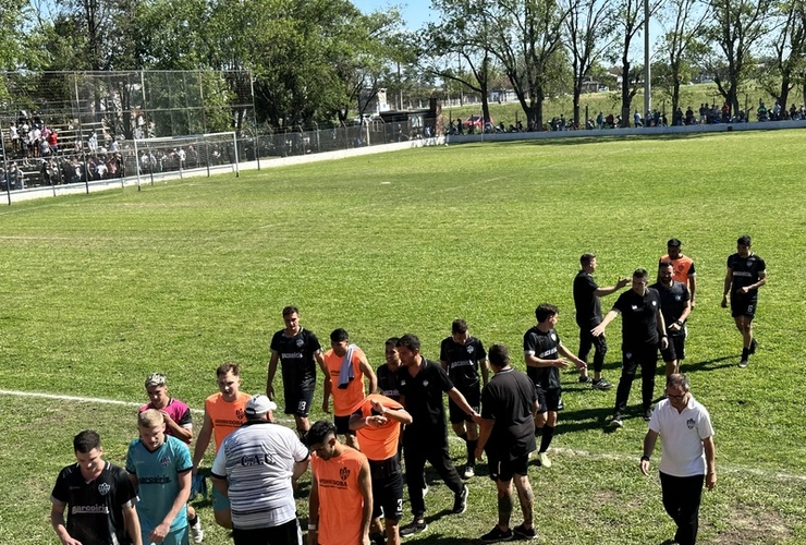 Imagen de 1era división: Unión empató 1-1 con Central Argentino y avanzó a las Semifinales.