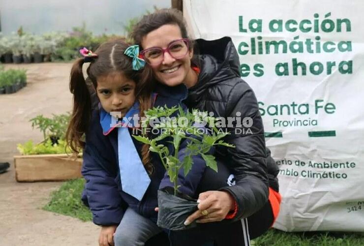 Imagen de La Municipalidad realizó otra jornada de EcoCanje en el vivero