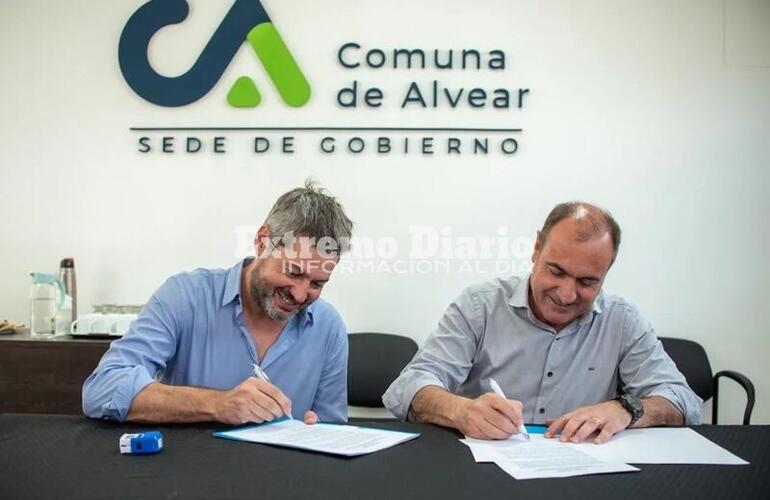 Imagen de La Comuna de Alvear firmó un convenio para la construcción de un SUM en el Polideportivo