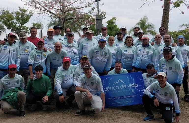 Imagen de Los Pescadores Unidos del Rowing Club, salieron 3&ordm; puesto en el Campeonato Provincial.