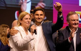 Maximiliano Pullaro y Gisela Scaglia, gobernador y vice electos en Santa Fe. (Alan Monz&oacute;n/Rosario3)
