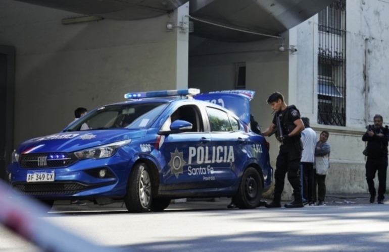 El frente del Hospital Provincial, este miércoles a la mañana. (Alan Monzón/Rosario3)