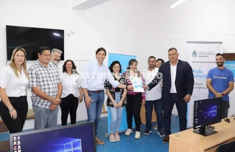 Imagen de La Comuna de Fighiera inauguró la nueva oficina de empleo