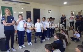 Imagen de Los alumnos de 3&deg; grados de la Escuela Santa Luc&iacute;a cerraron su proyecto literario en el Club Uni&oacute;n