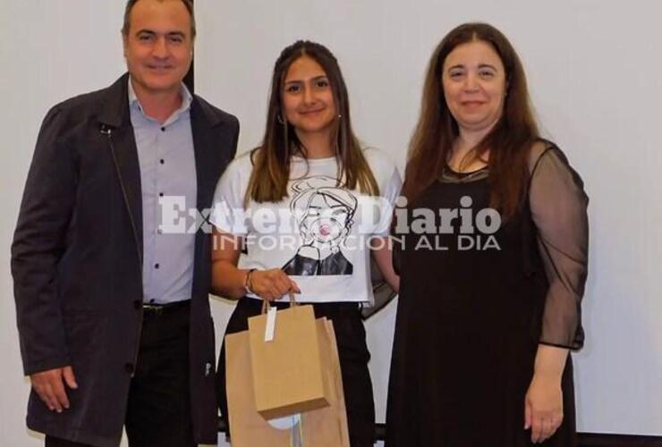 Imagen de Alvear: Roc&iacute;o Herrera, mejor promedio de la carrera de T&eacute;cnico en Mantenimiento Industrial