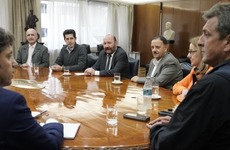 Imagen de Sergio Massa se reunió con gobernadores peronistas por el pago de sueldos y aguinaldos