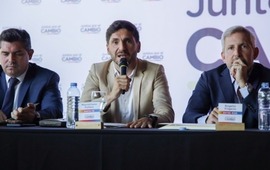 El santafesino Maximiliano Pullaro en la reuni&oacute;n de este martes. (@juanmartinmusac)