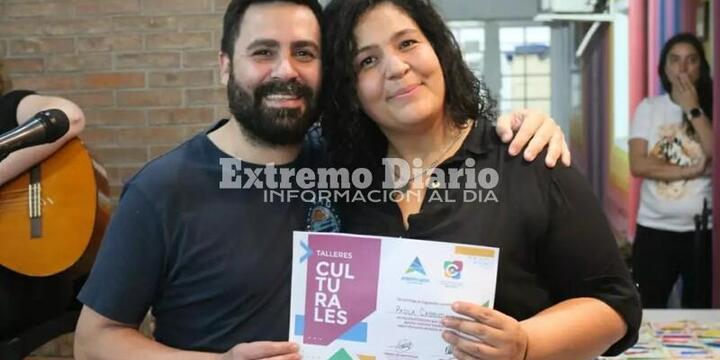 Imagen de El taller de guitarra y ukelele a cargo de la profesora Paola Caggioli cerró el año en el Centro Cultural