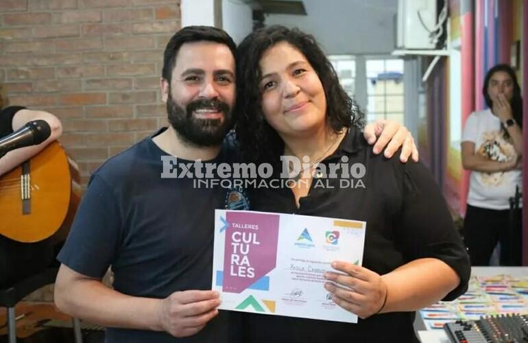 Imagen de El taller de guitarra y ukelele a cargo de la profesora Paola Caggioli cerró el año en el Centro Cultural