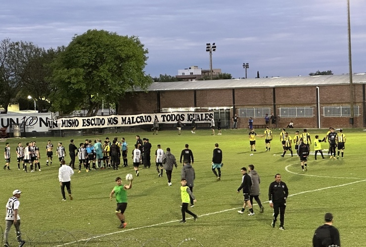 Imagen de 1era división: Unión venció 2-0 a Empalme Central en la Final de Ida.