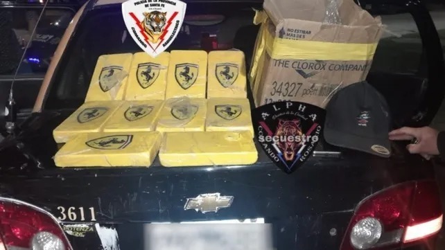 Trasladaban la coca&iacute;na en una caja con la que subieron al taxi