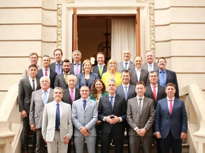 Imagen de Juraron los nuevos senadores de Santa Fe: solamente seis lo hicieron por primera vez