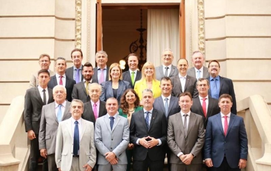 Imagen de Juraron los nuevos senadores de Santa Fe: solamente seis lo hicieron por primera vez