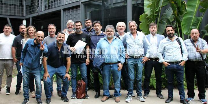 Imagen de Acuerdo en la paritaria salarial aceitera 2024