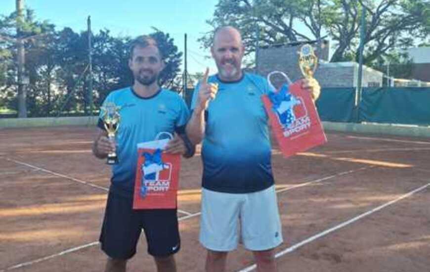 Imagen de El Torneo de Dobles Caballeros en Uni&oacute;n fue un &eacute;xito