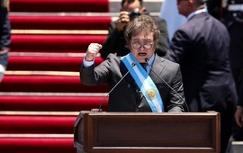 El nuevo presidente de Argentina sostuvo que en materia econ&oacute;mica "no hay alternativa al ajuste y el shock".