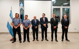 El acto de asunci&oacute;n de nuevas autoridades policiales en Rosario (Ana Isla/Rosario3)
