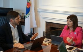 El encuentro entre el gobernador y la ministra de Seguridad nacional. (Prensa GSF)