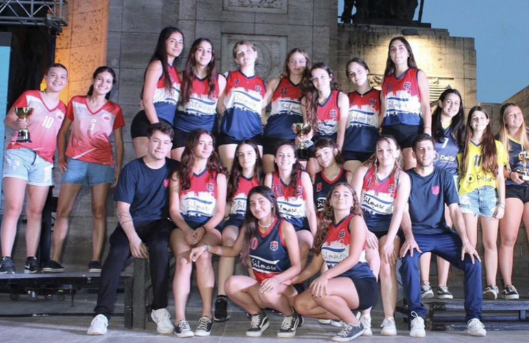 Imagen de El V&oacute;ley de Talleres fue premiado en el acto de cierre de temporada de la Liga AVR.