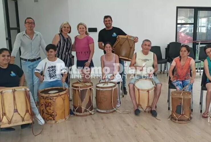 Imagen de Se realizó la muestra de fin de año del taller de bombo a cargo de la profesora Patricia Bruzzese