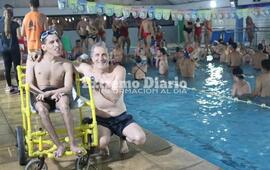 Imagen de Una hora de nado: M&aacute;s de 100 deportistas participaron de la iniciativa municipal