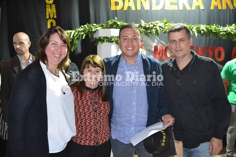 Imagen de Alvear: Se realiz&oacute; el acto de colaci&oacute;n de la EEMPA N&deg;1310
