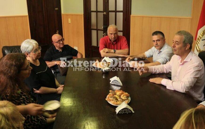 Imagen de Profesorado N&deg;21: Reuni&oacute;n en la Municipalidad por el proyecto de expansi&oacute;n de la instituci&oacute;n