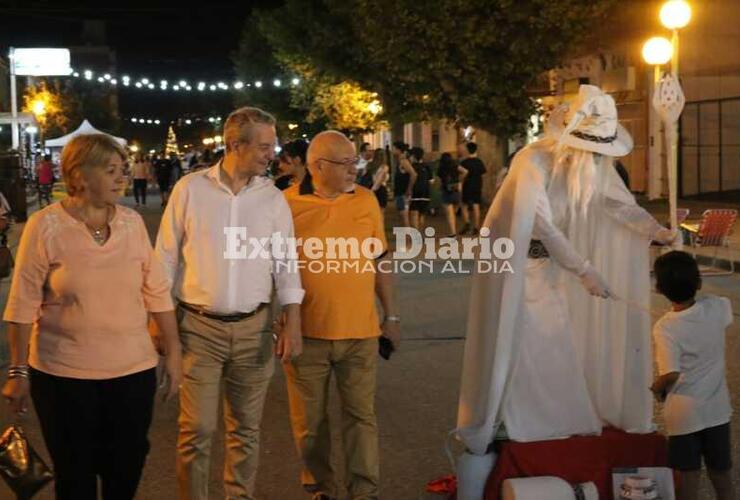 Imagen de Pasó una nueva edición del Paseo Comercial a cielo abierto