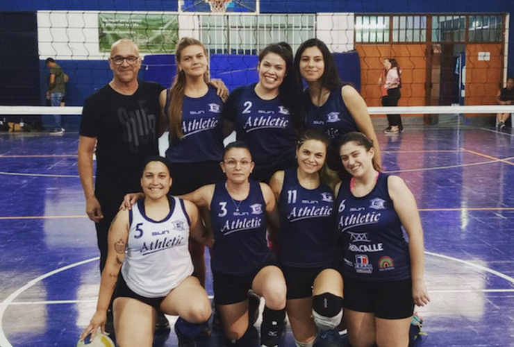 Imagen de Campeonato y Ascenso para el Maxi Vóley Femenino de A.S.A.C.