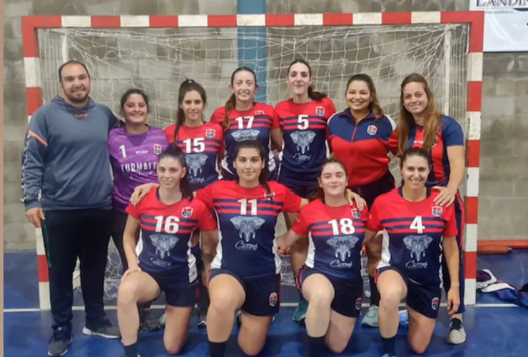 Imagen de Handball Femenino Talleres: 3º puesto a nivel Nacional y clasificación al Regional 2024