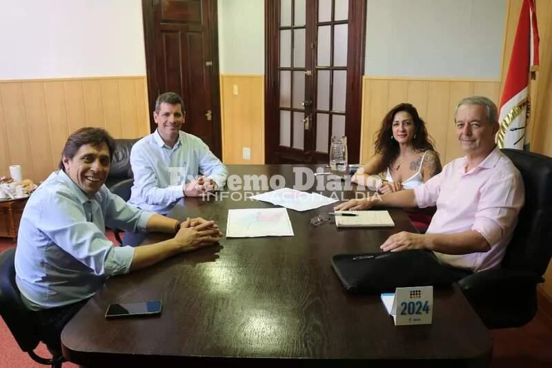 Imagen de Arroyo Seco: Reuni&oacute;n con el presidente comunal de Fighiera