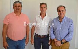 Imagen de Pighin y Ricci se reunieron con el director de vialidad provincial