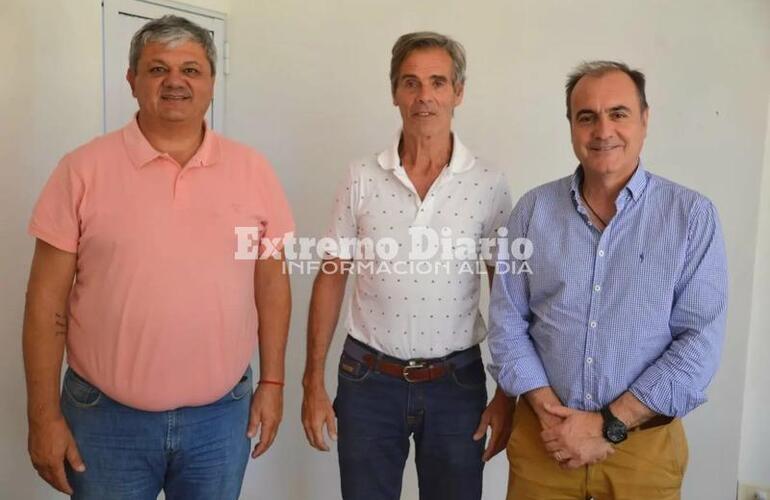 Imagen de Pighin y Ricci se reunieron con el director de vialidad provincial