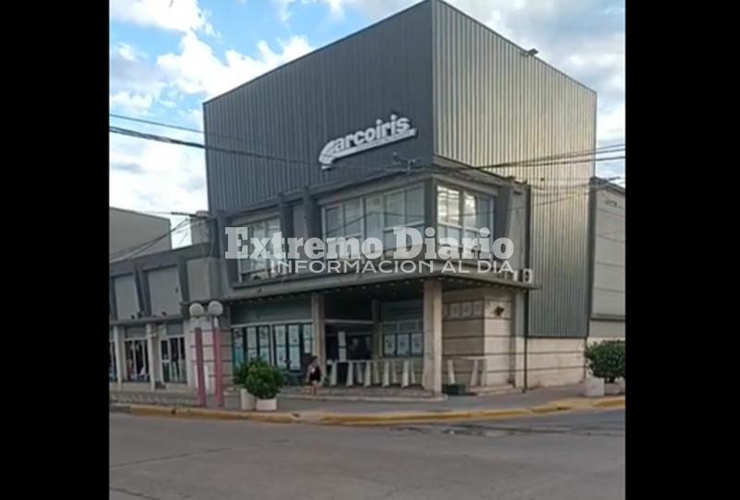 Imagen de Robo millonario en el supermercado Arco Iris: Se llevaron mercadería y $20 millones de pesos