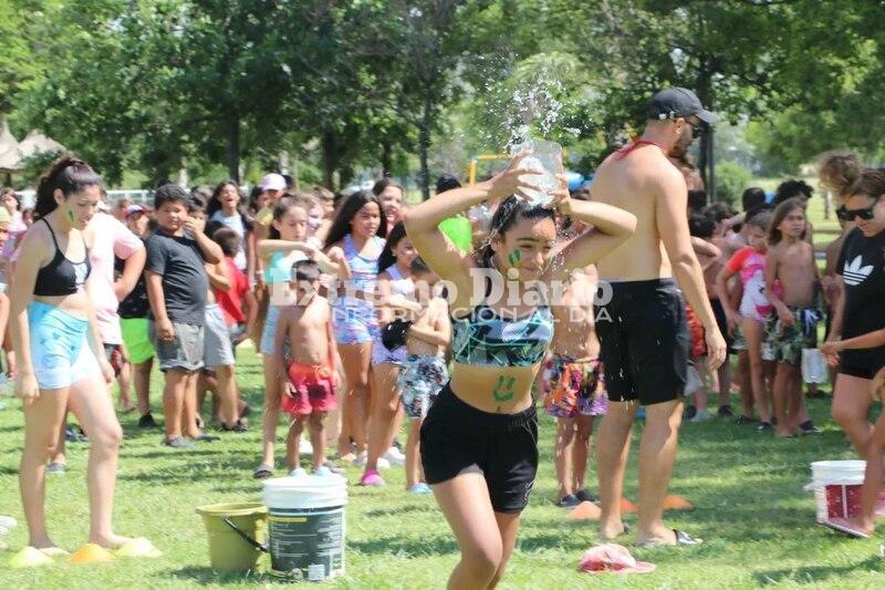 Imagen de Jornada de juegos de agua en la colonia municipal