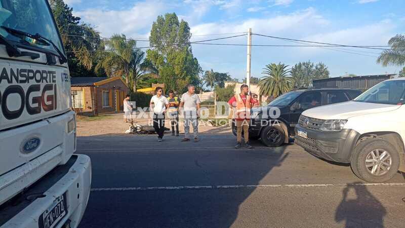 Imagen de Accidente en Ruta 21: Choque entre autom&oacute;vil y moto