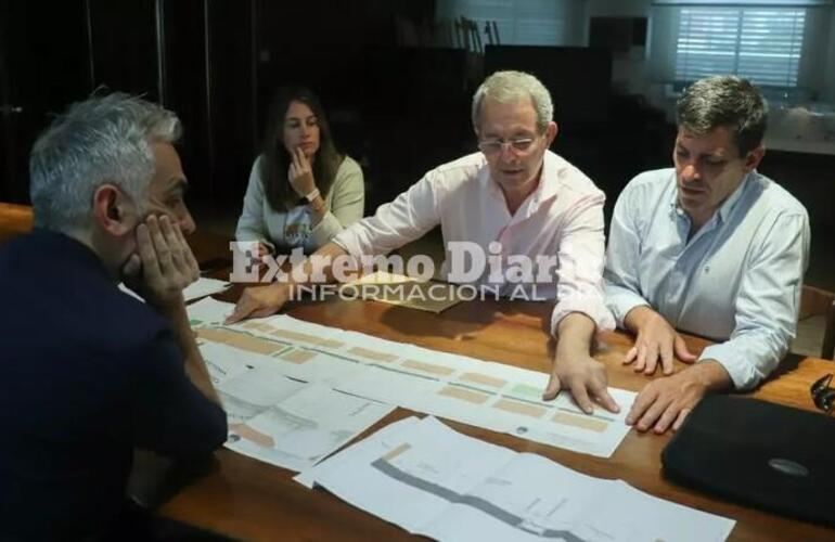 Imagen de La Municipalidad present&oacute; el proyecto para la construcci&oacute;n de bicisendas en el acceso oeste