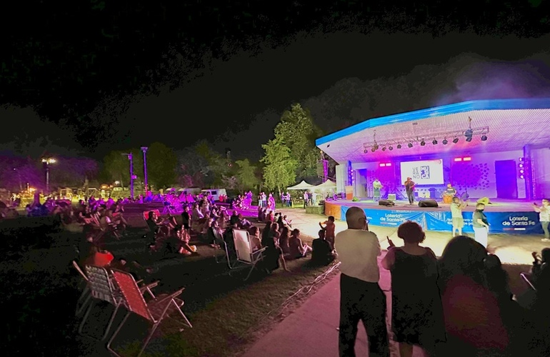 Imagen de 1er festival 'Verano con Música' en el Anfiteatro Municipal.