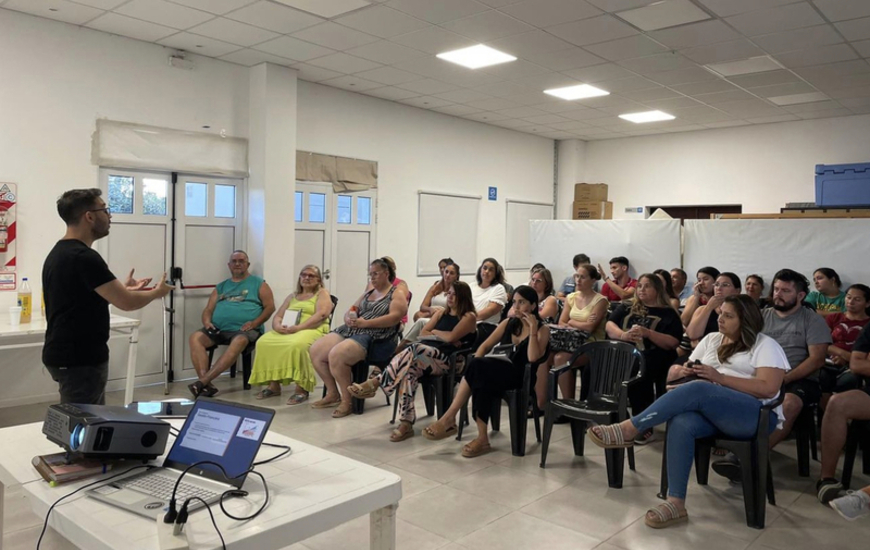 Imagen de Emprender 2024: Cap&iacute;tulo 1 en el CIC de General Lagos.