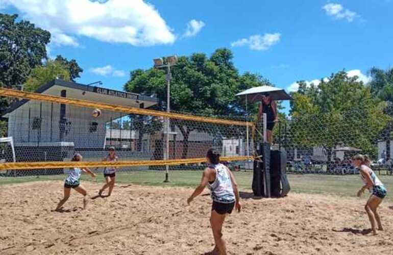 Imagen de Inició el Torneo de Beach Vóley en Unión.