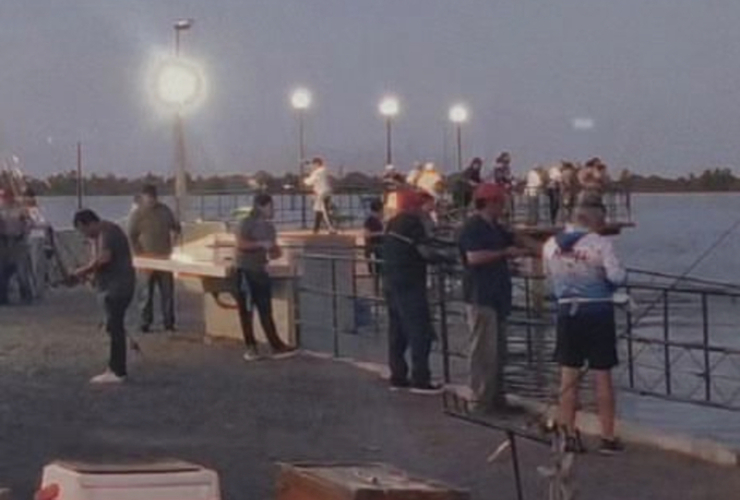 Imagen de Torneo Nocturno de Pesca en el Rowing Club.